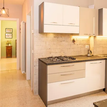 Casa Nonna Teresa * לאזיסה